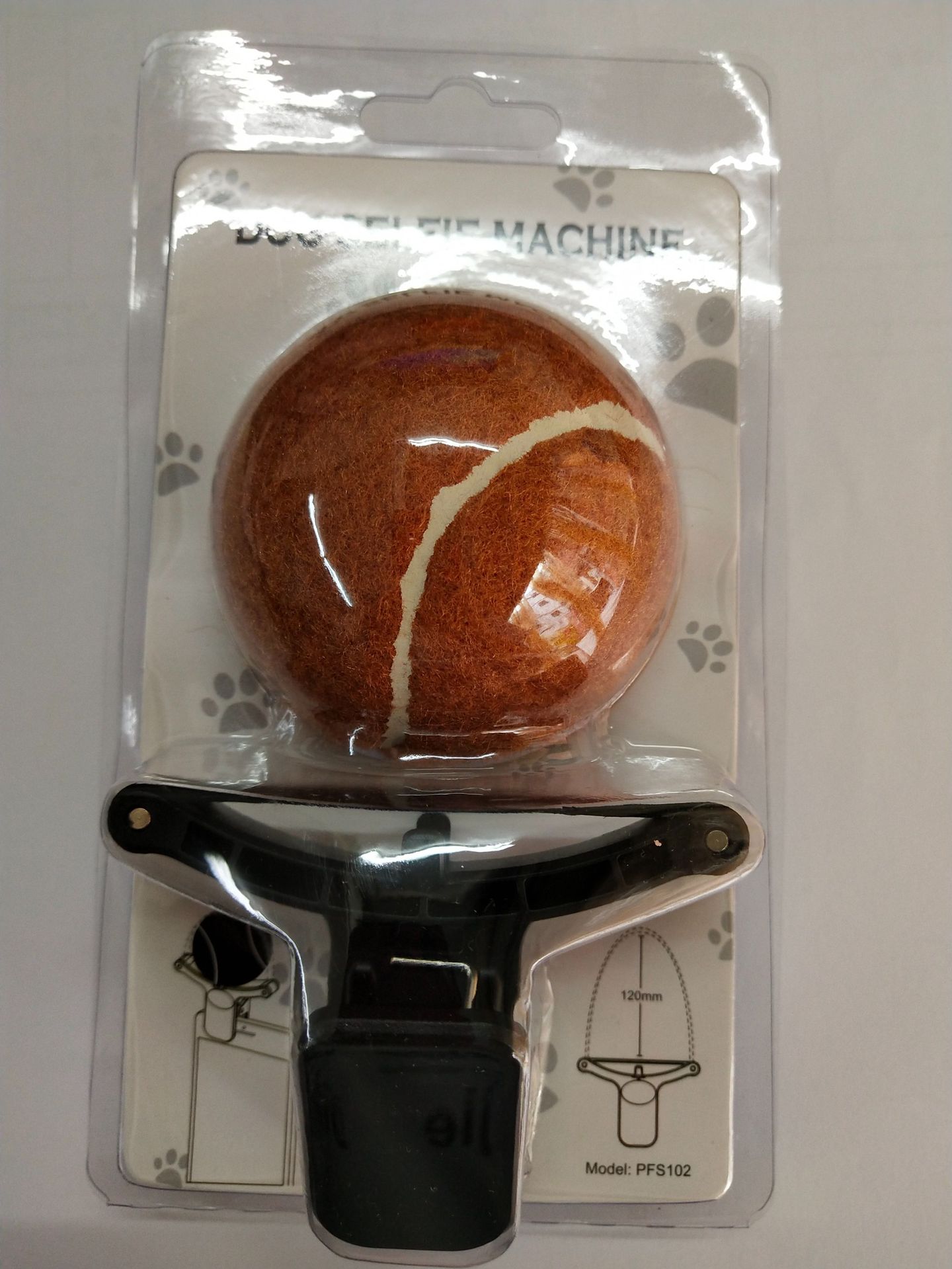 Pet photo props toy pet photo selfie artifact funny dog camera phone clip tennis selfie clip - Get It for Your Pets - Pet Store
