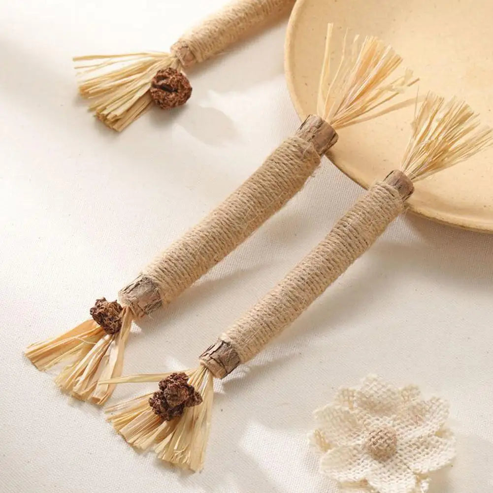 Cat Toys Cleaning Teeth Silvervine Chew Stick Pet Snacks Sticks Natural Stuff with Catnip for Kitten Catnip Teasing Chew Toys