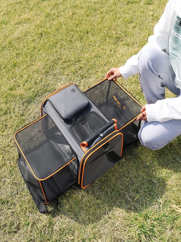 Cat Bag Foldable Large Capacity Cat Outdoor Car Expansion Portable Pet Handbag Breathable Diagonal Cross Bag for Cats and Dogs