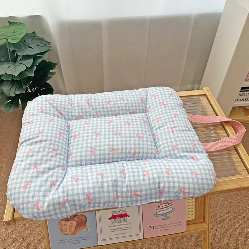 Chic 2025 Pet Sleep Pad Dog & Cat Mats  Colorful with Bow Print Soft Cushion, Cute Kitty Nest Non-Slip Washable Cat Mat