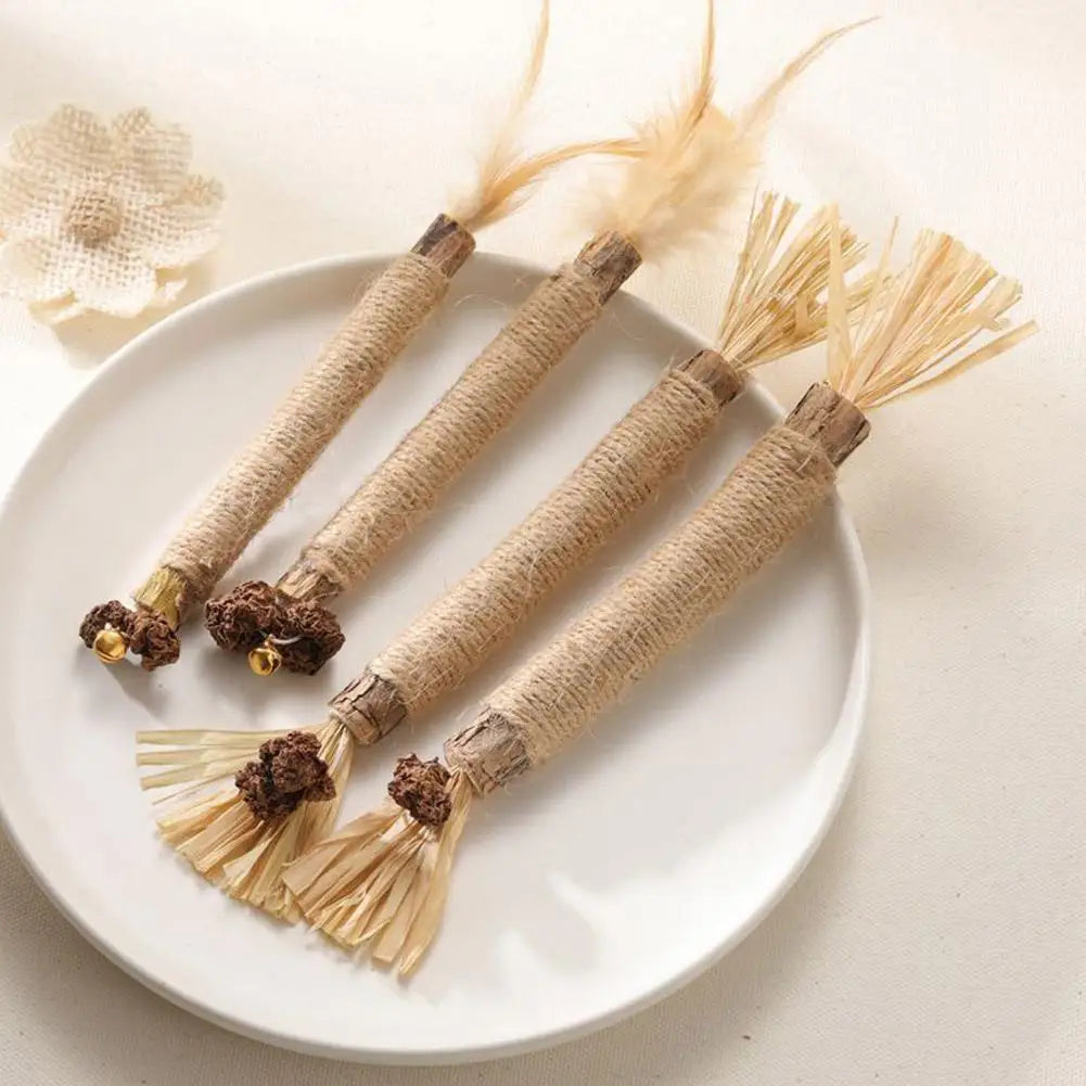 Cat Toys Cleaning Teeth Silvervine Chew Stick Pet Snacks Sticks Natural Stuff with Catnip for Kitten Catnip Teasing Chew Toys