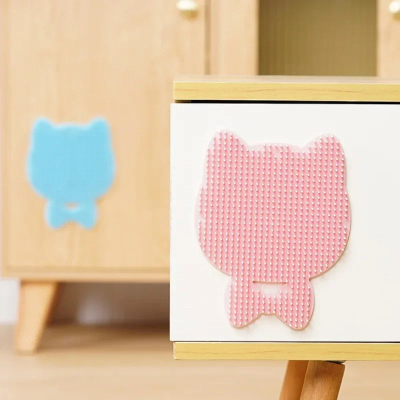Cat Scratching Board Pet Brush Comb Plastic Scrapy Board Self Service Massage Sticker Remove Floating Hair Brush Pet Supplies