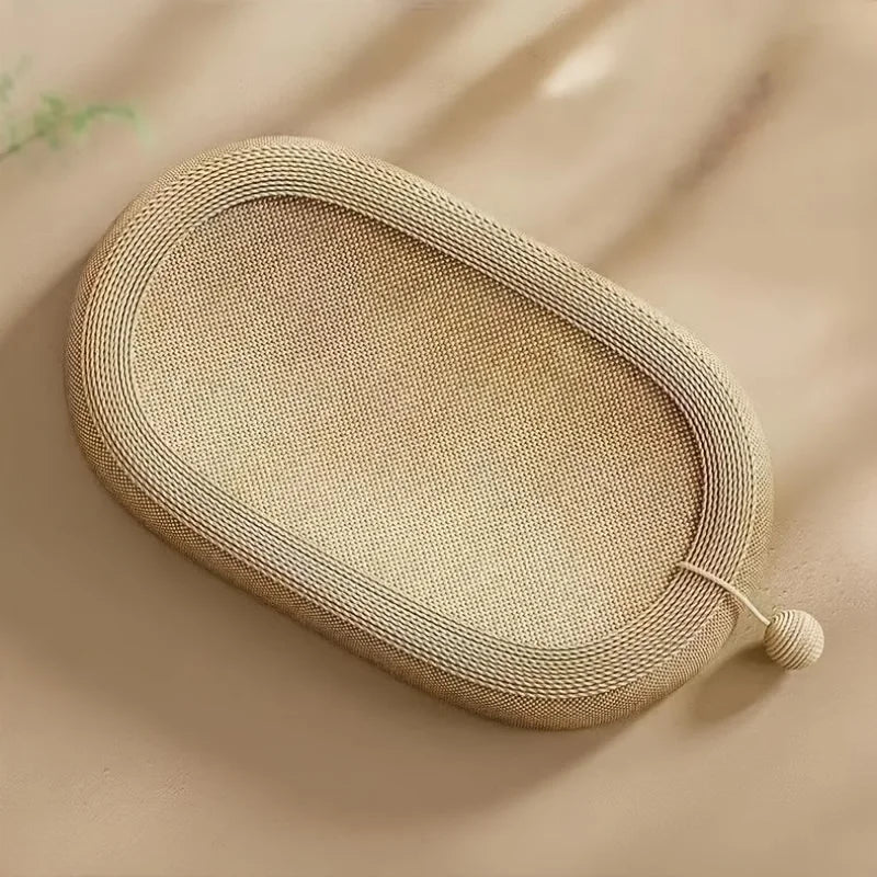 Durable scratching board with built-in cat litter box - a cat claw care toy suitable for use in all four seasons