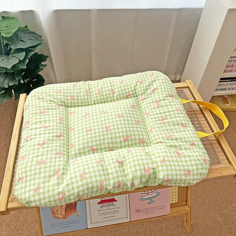 Chic 2025 Pet Sleep Pad Dog & Cat Mats  Colorful with Bow Print Soft Cushion, Cute Kitty Nest Non-Slip Washable Cat Mat