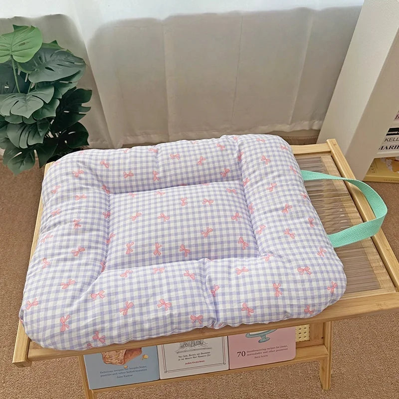 Chic 2025 Pet Sleep Pad Dog & Cat Mats  Colorful with Bow Print Soft Cushion, Cute Kitty Nest Non-Slip Washable Cat Mat